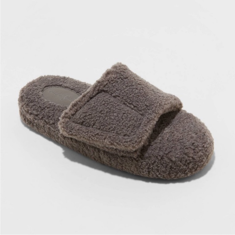 Cat & Jack adjustable boys slide slippers. Size Small (13/1)